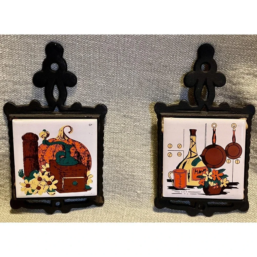 Vtg Cast Iron 2 Tile Trivets Taiwan Pumpkin Coffee Grinder Daisies Copper Pans +